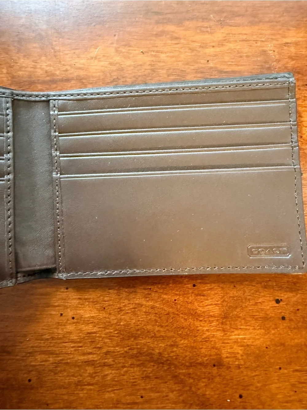NWOT Coach Men's Pebbled Leather Bi-Fold Wallet in Brown